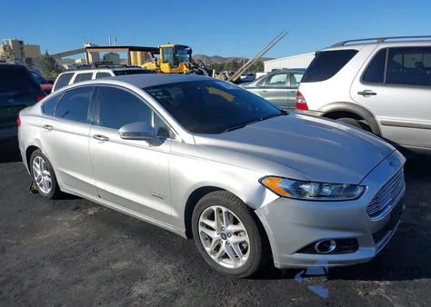 2016 Ford Fusion from USA, damaged, VIN 3FA6POSU2GR241614